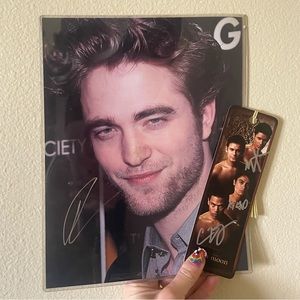 AUTHENTIC ROBERT PATTINSON / NEW MOON AUTOGRAPHS